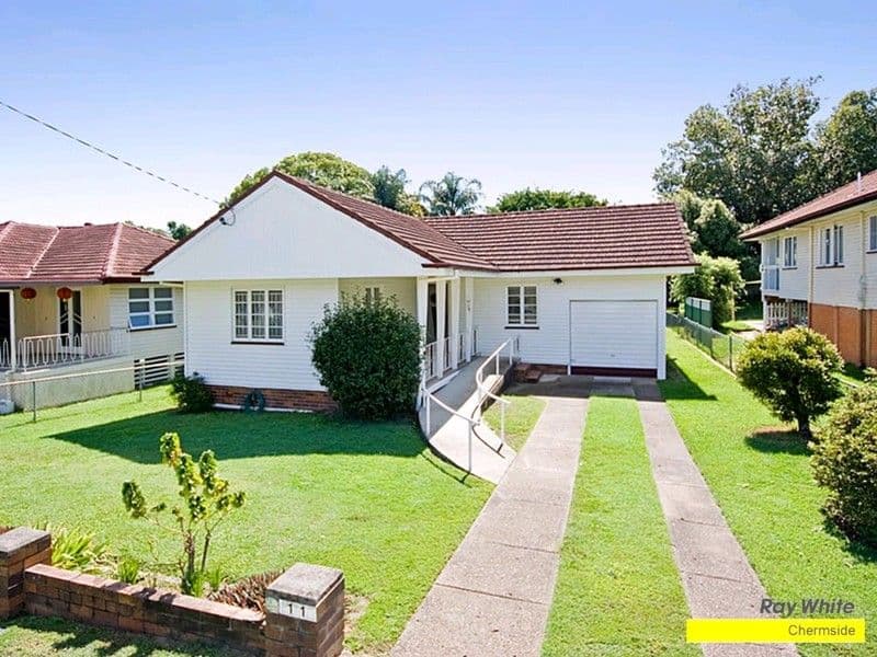 11 Simla Avenue, GEEBUNG QLD 4034, Geebung - Image 1