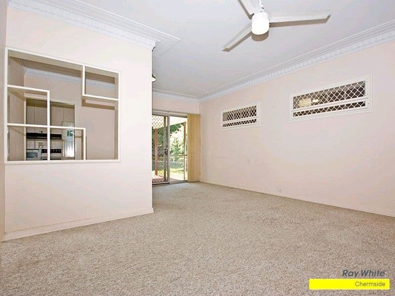 11 Simla Avenue, GEEBUNG QLD 4034, Geebung - Thumbnail 2