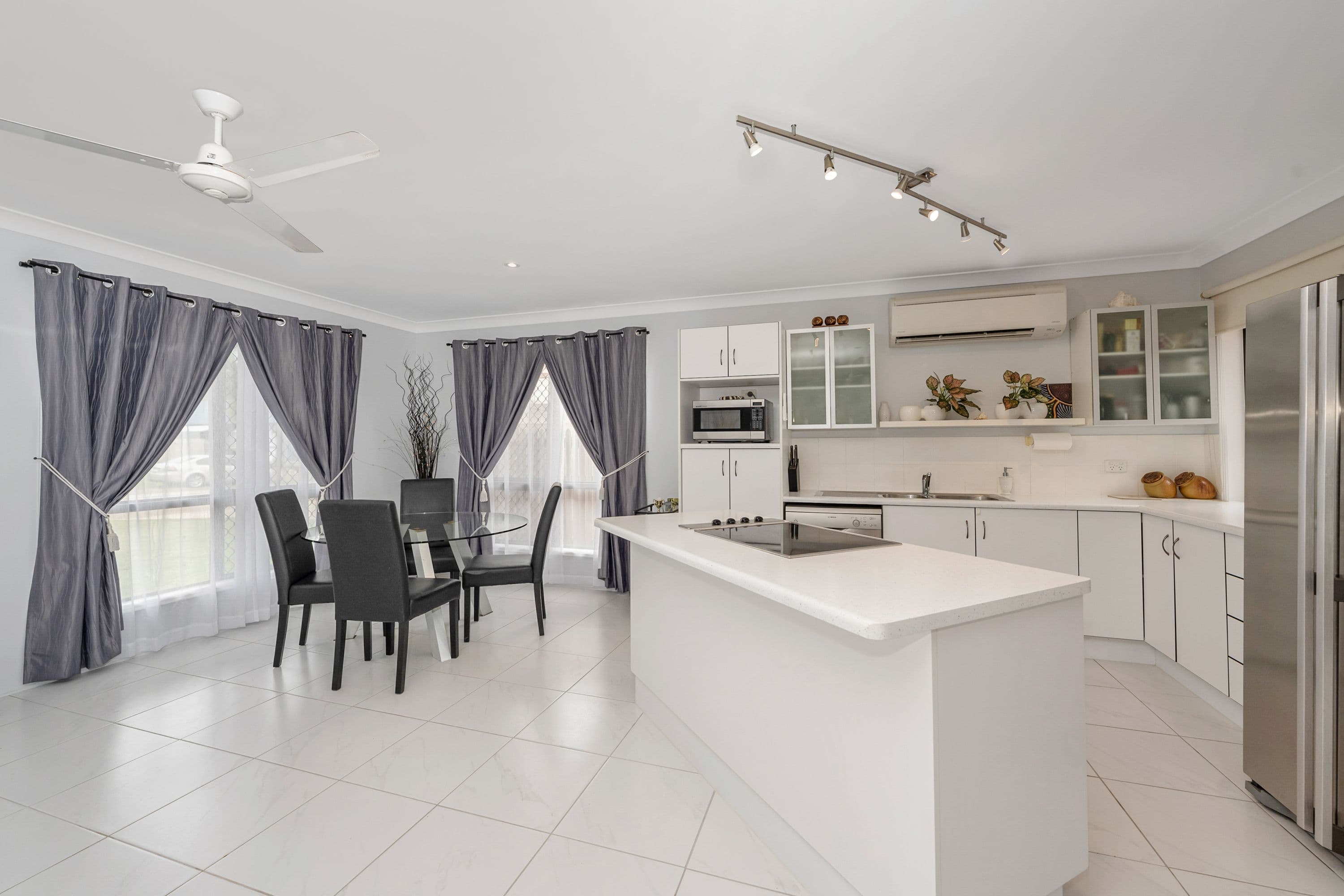 13 Miller Circuit, Kirwan QLD 4817, Kirwan - Thumbnail 3