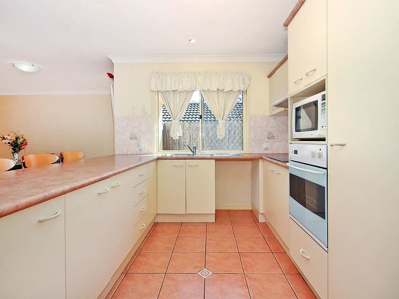 4 Coachwood Crescent, FOREST LAKE QLD 4078, Forest Lake - Thumbnail 2