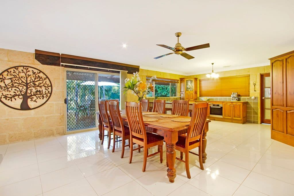 42 Willmott Place, East Kurrajong - Thumbnail 4