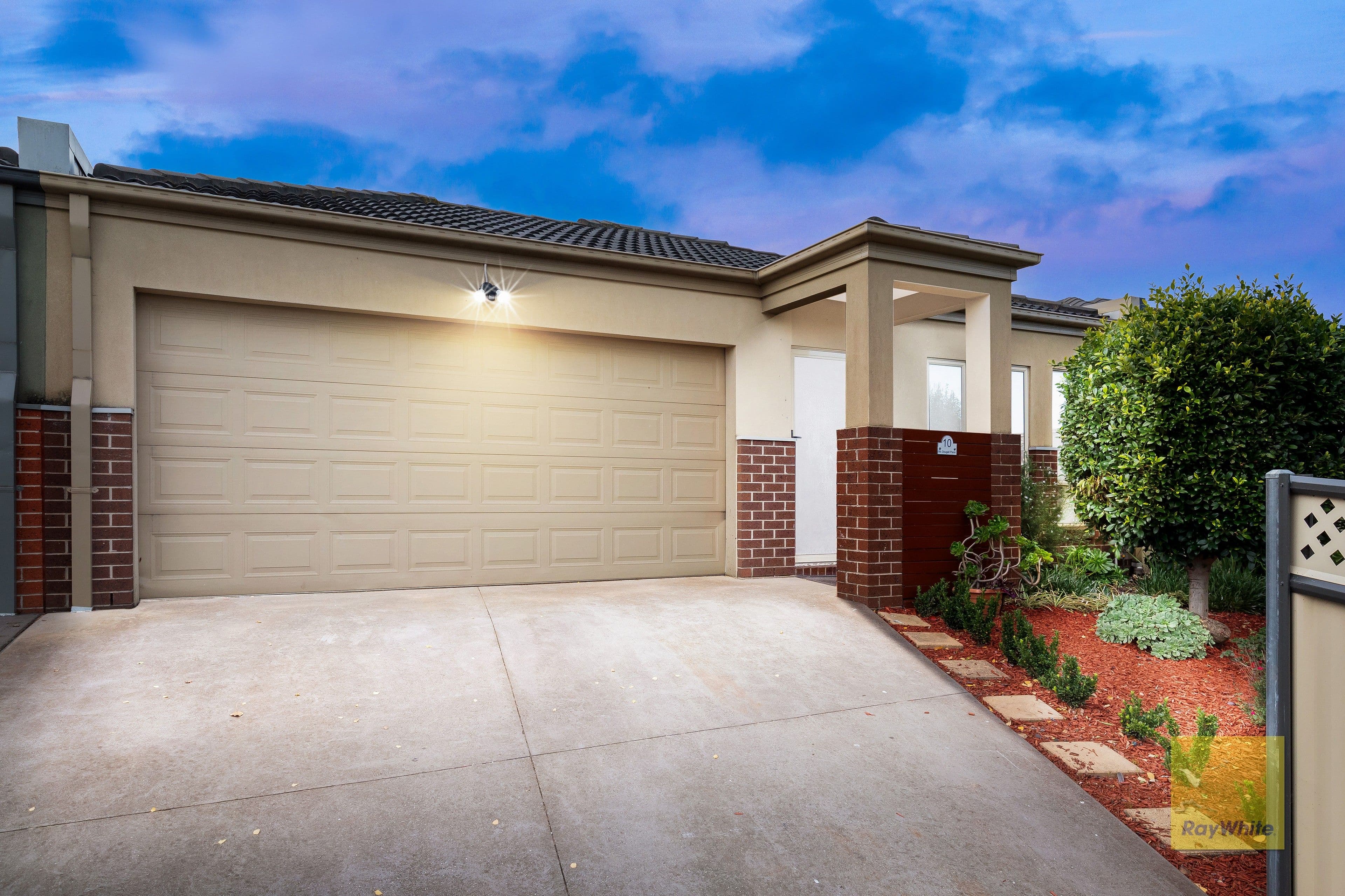 10 Mcdougall Place, Truganina VIC 3029, Truganina - Thumbnail 2
