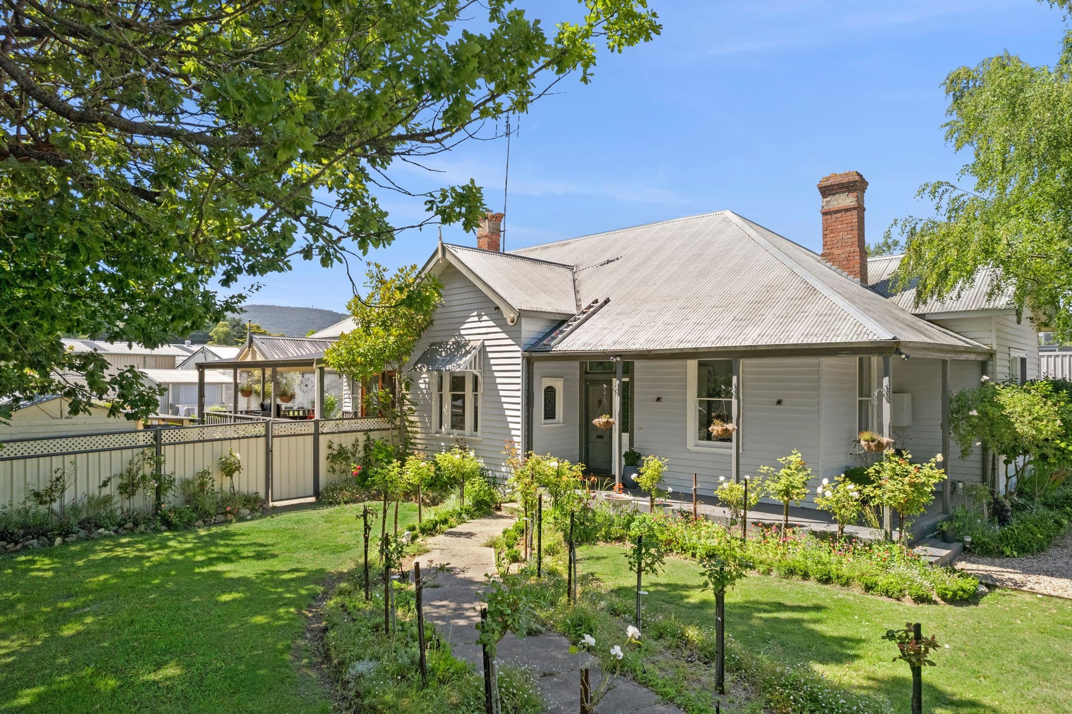 24 Wood Street, Woodend VIC 3442, Woodend - Thumbnail 2