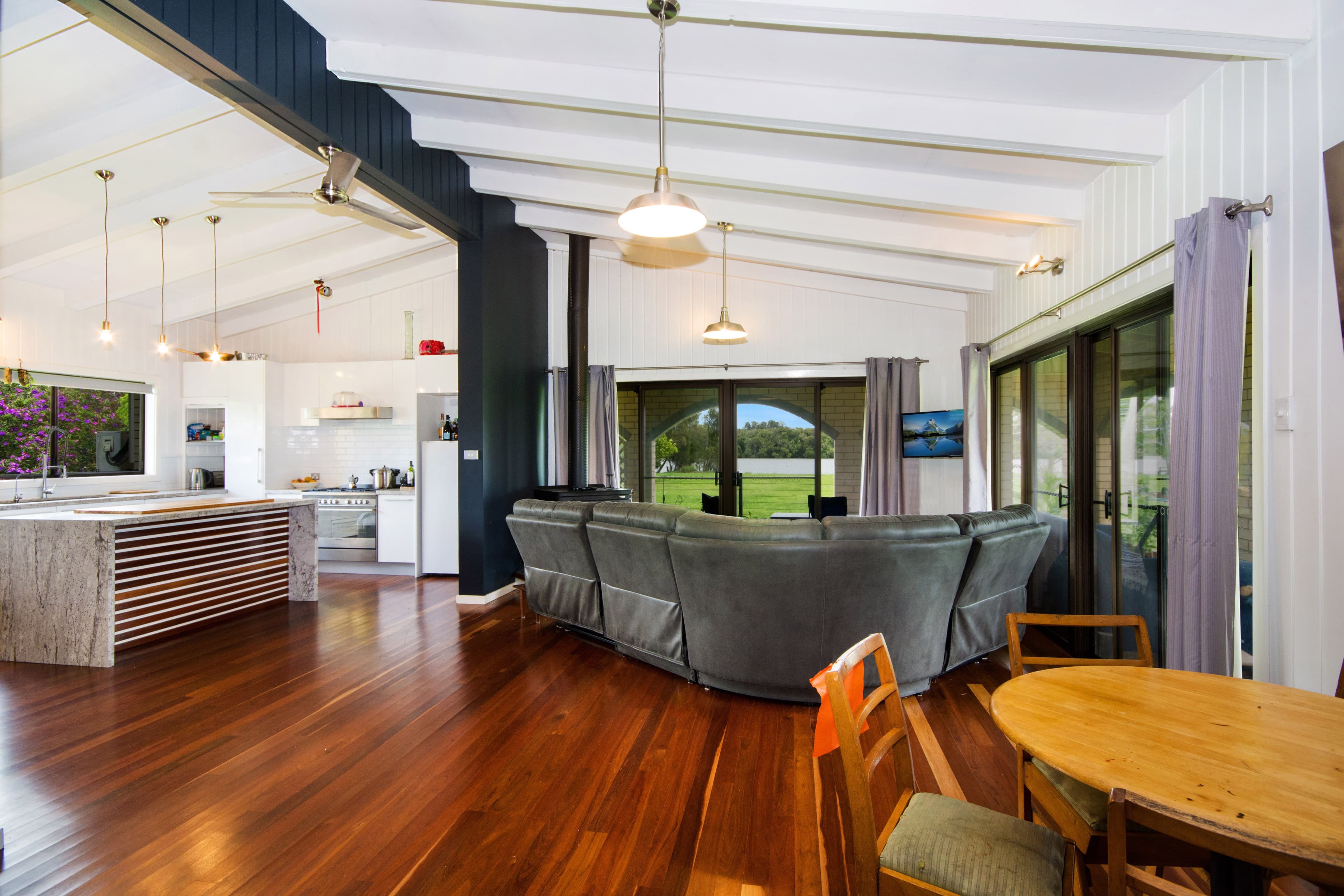 2 Gordon Street, Palmers Island - Thumbnail 3