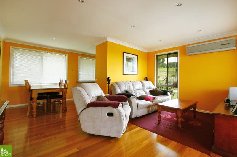 38 Cygnet Avenue, BLACKBUTT NSW 2529, Blackbutt - Thumbnail 2