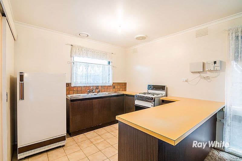 8 Grace Street, Cranbourne VIC 3977, Cranbourne - Thumbnail 3