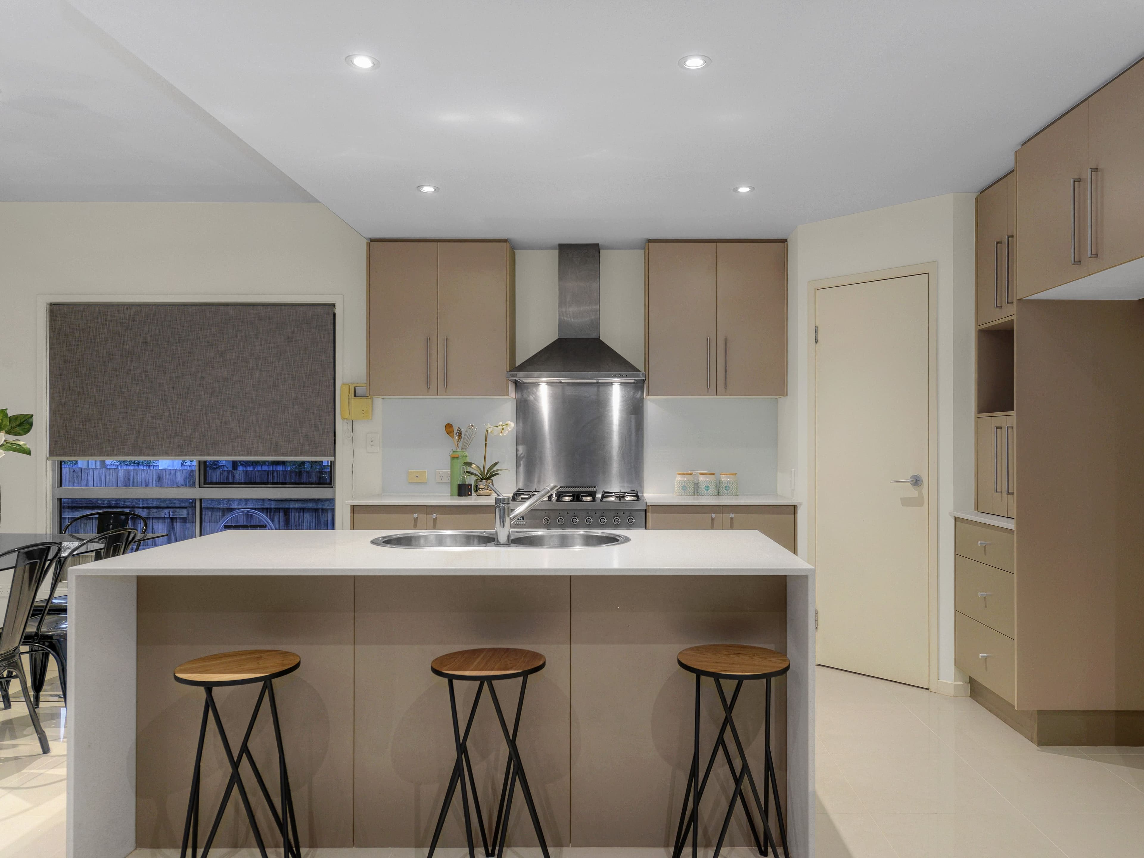 27 Monmouth Street, Morningside QLD 4170, Morningside - Thumbnail 4