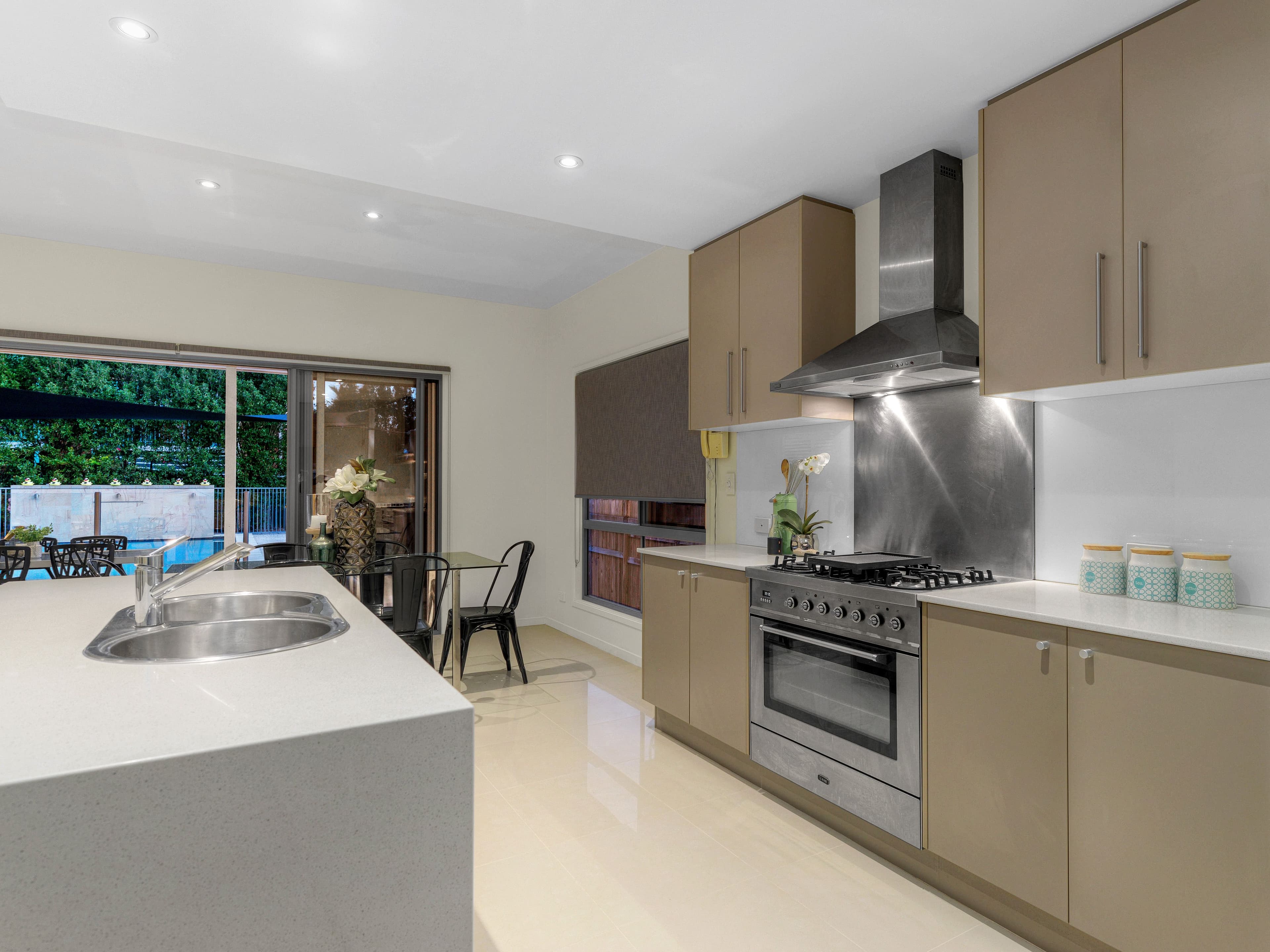27 Monmouth Street, Morningside QLD 4170, Morningside - Thumbnail 5