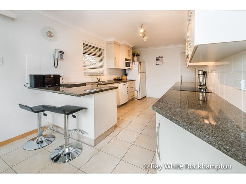 156 Talbot Street, BERSERKER QLD 4701, Berserker - Thumbnail 3