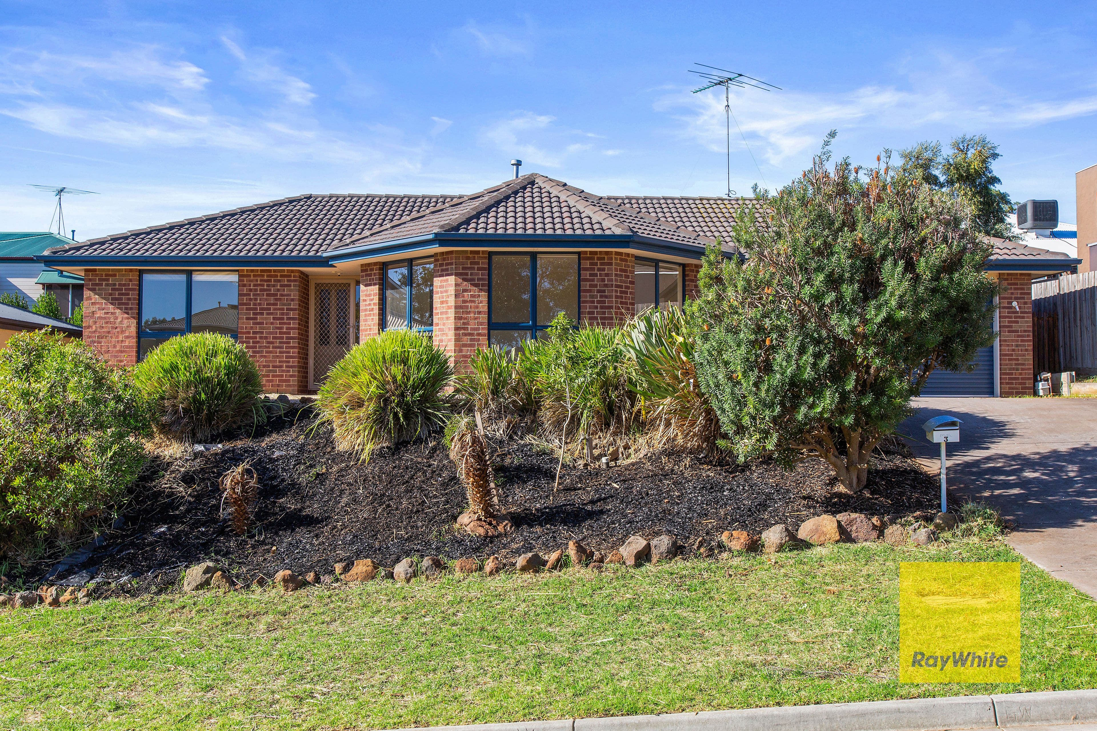 3 Muscat Place, Waurn Ponds VIC 3216, Waurn Ponds - Thumbnail 2