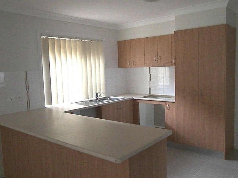 51 Lindeman Street, SPRINGFIELD LAKES QLD 4300, Springfield Lakes - Thumbnail 3