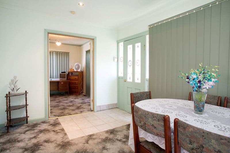 1 Autumndale Avenue, RESERVOIR VIC 3073, Reservoir - Thumbnail 3