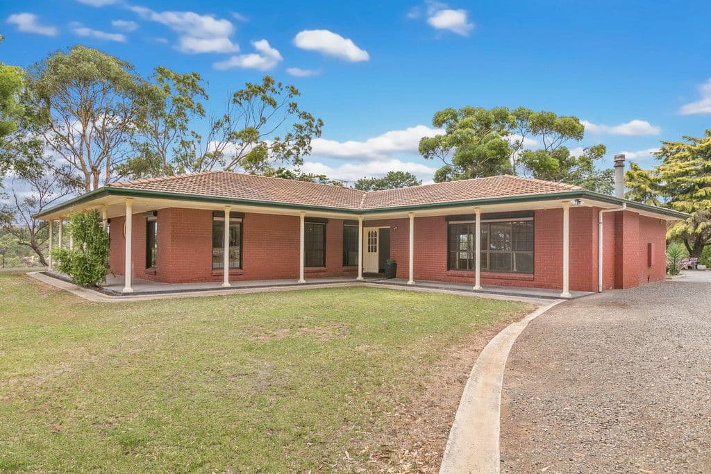 1 Craig Road, Onkaparinga Hills SA 5163, Onkaparinga Hills - Image 1