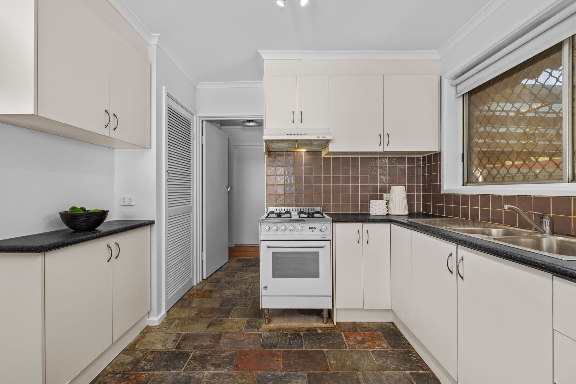 7 Causon Court, Noble Park VIC 3174, Noble Park - Thumbnail 4