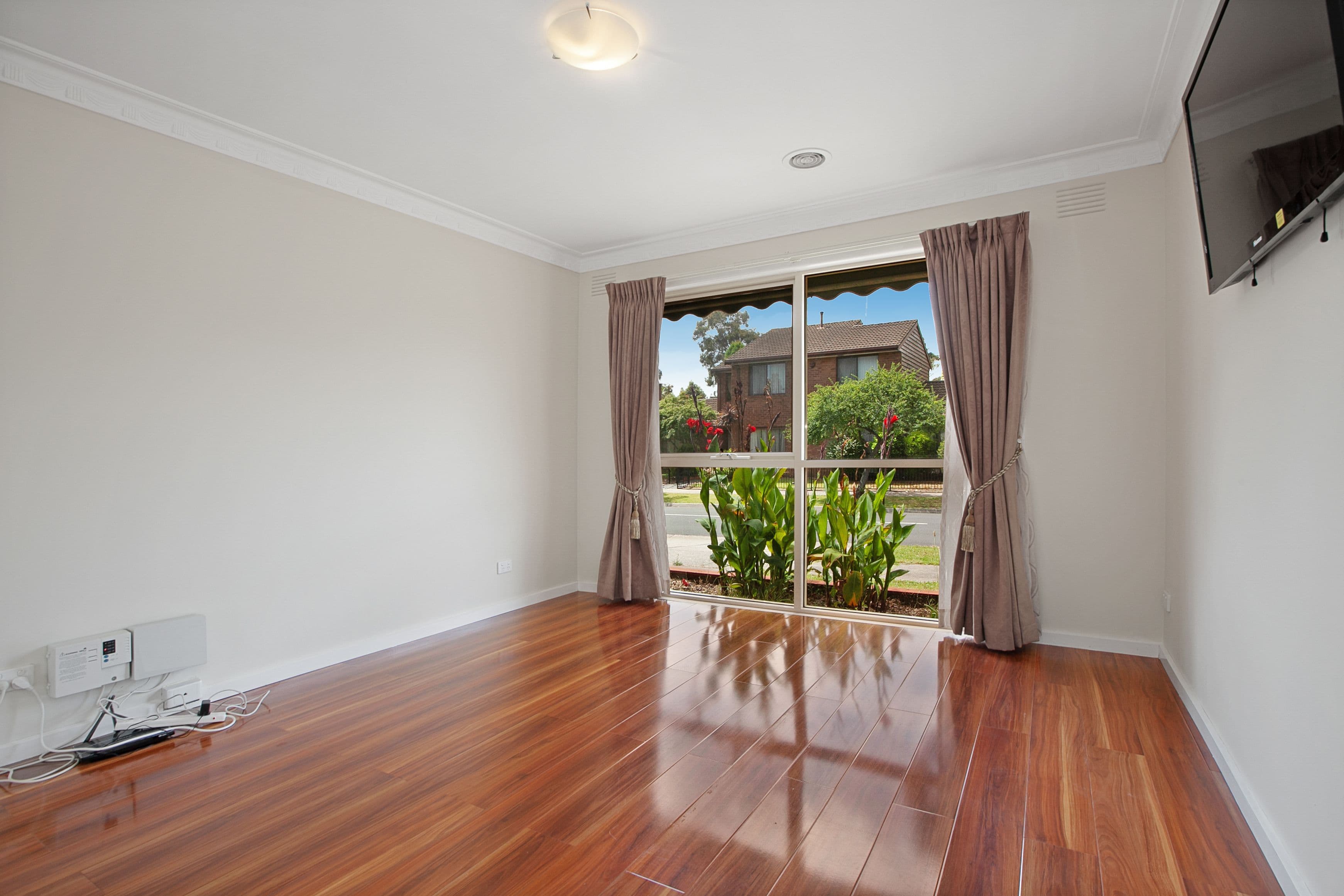 12 Mill Park Drive, Mill Park VIC 3082, Mill Park - Thumbnail 7