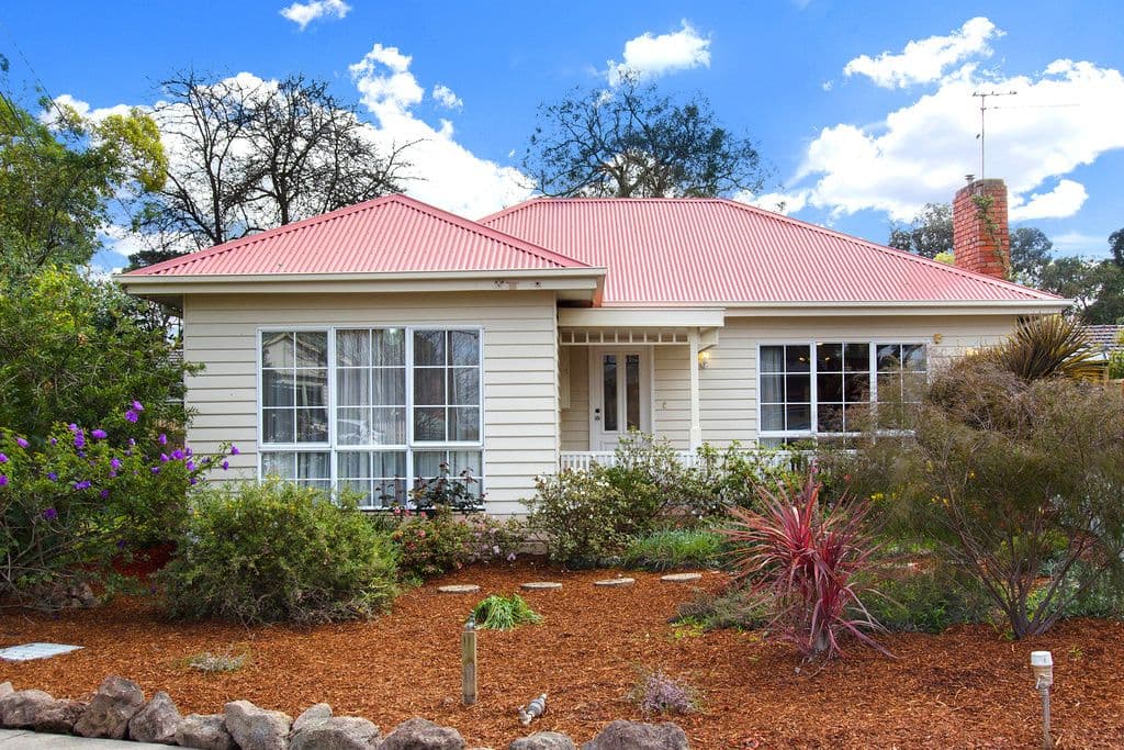 3 Valma Court, Forest Hill VIC 3131, Forest Hill - Thumbnail 2