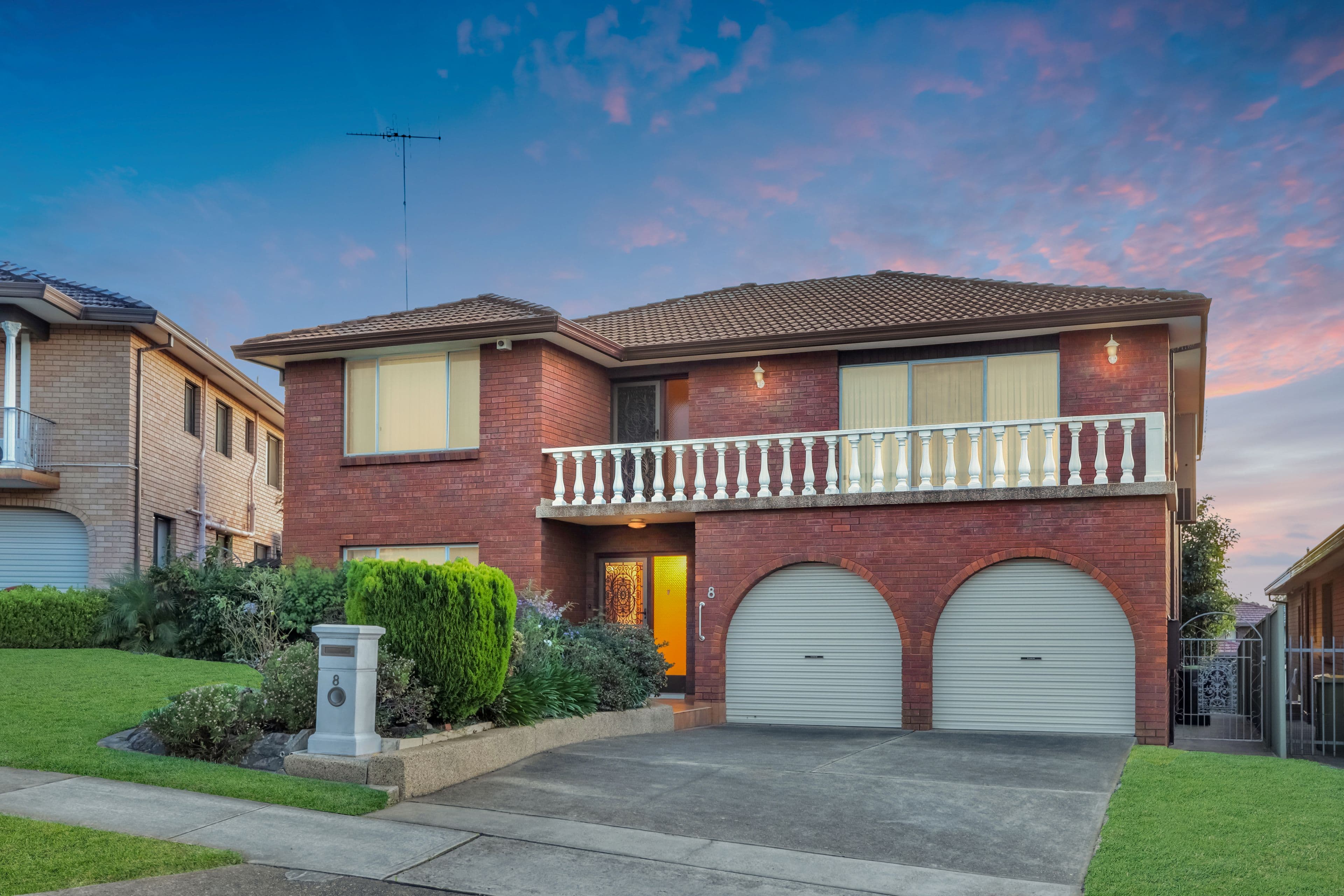 8 Sears Place, Prairiewood NSW 2176, Prairiewood - Image 1