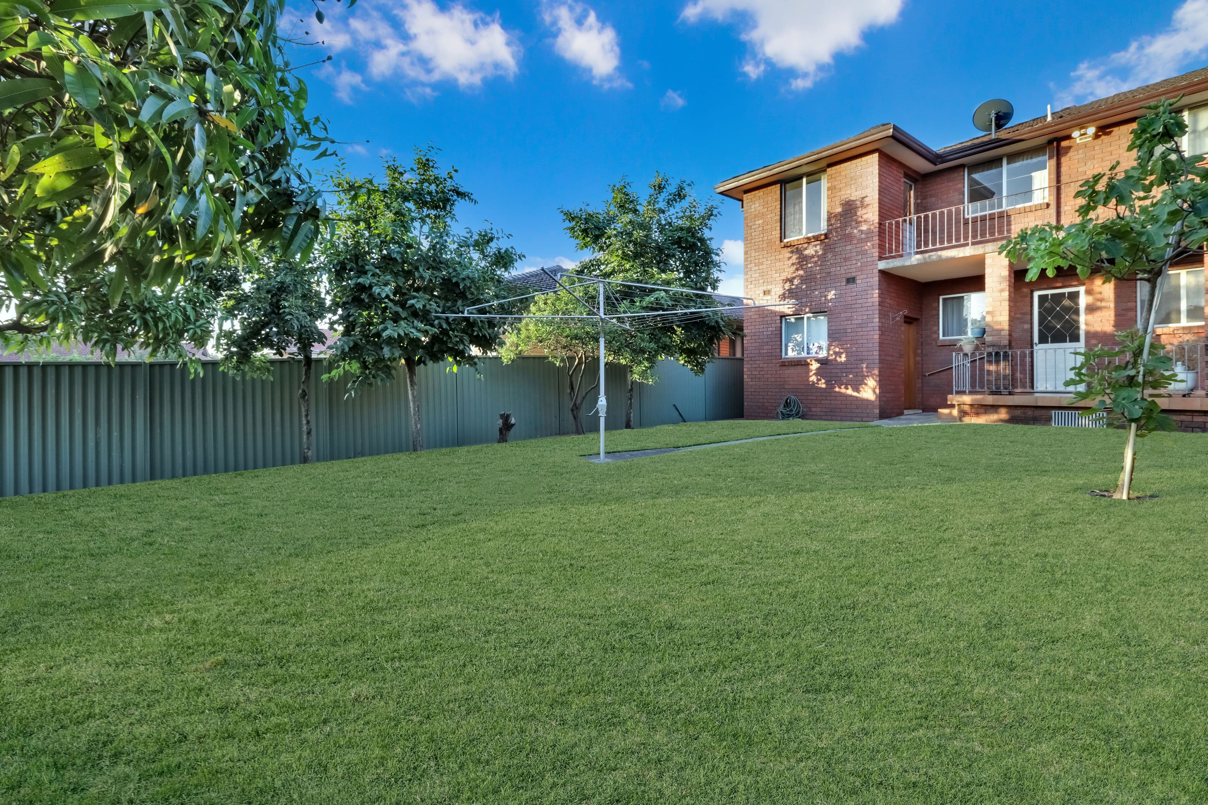 8 Sears Place, Prairiewood NSW 2176, Prairiewood - Thumbnail 2