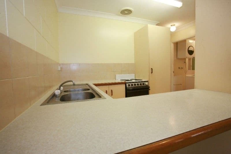 27 Warburton Street, NORTH WARD QLD 4810, North Ward - Thumbnail 3