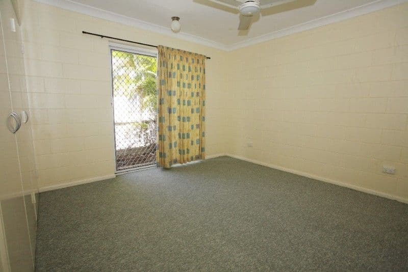 27 Warburton Street, NORTH WARD QLD 4810, North Ward - Thumbnail 4