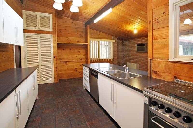 996  Waverley Road, WHEELERS HILL VIC 3150, Wheelers Hill - Image 1