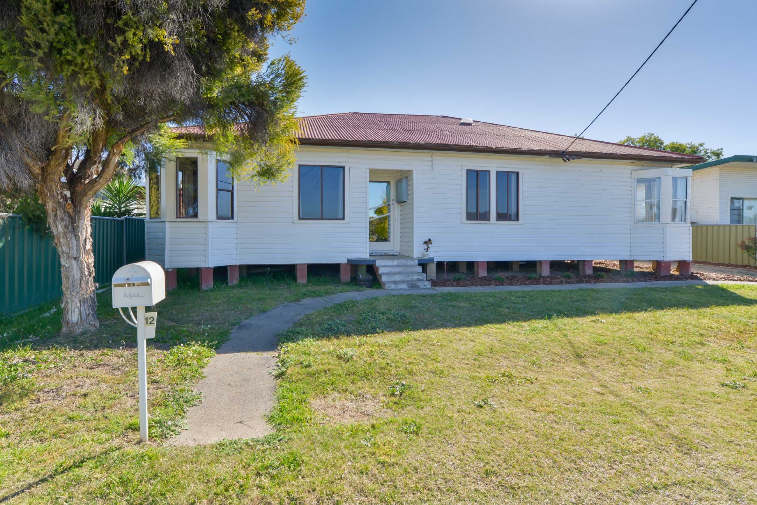 12 Joan Street, Tamworth NSW 2340, Tamworth - Image 1