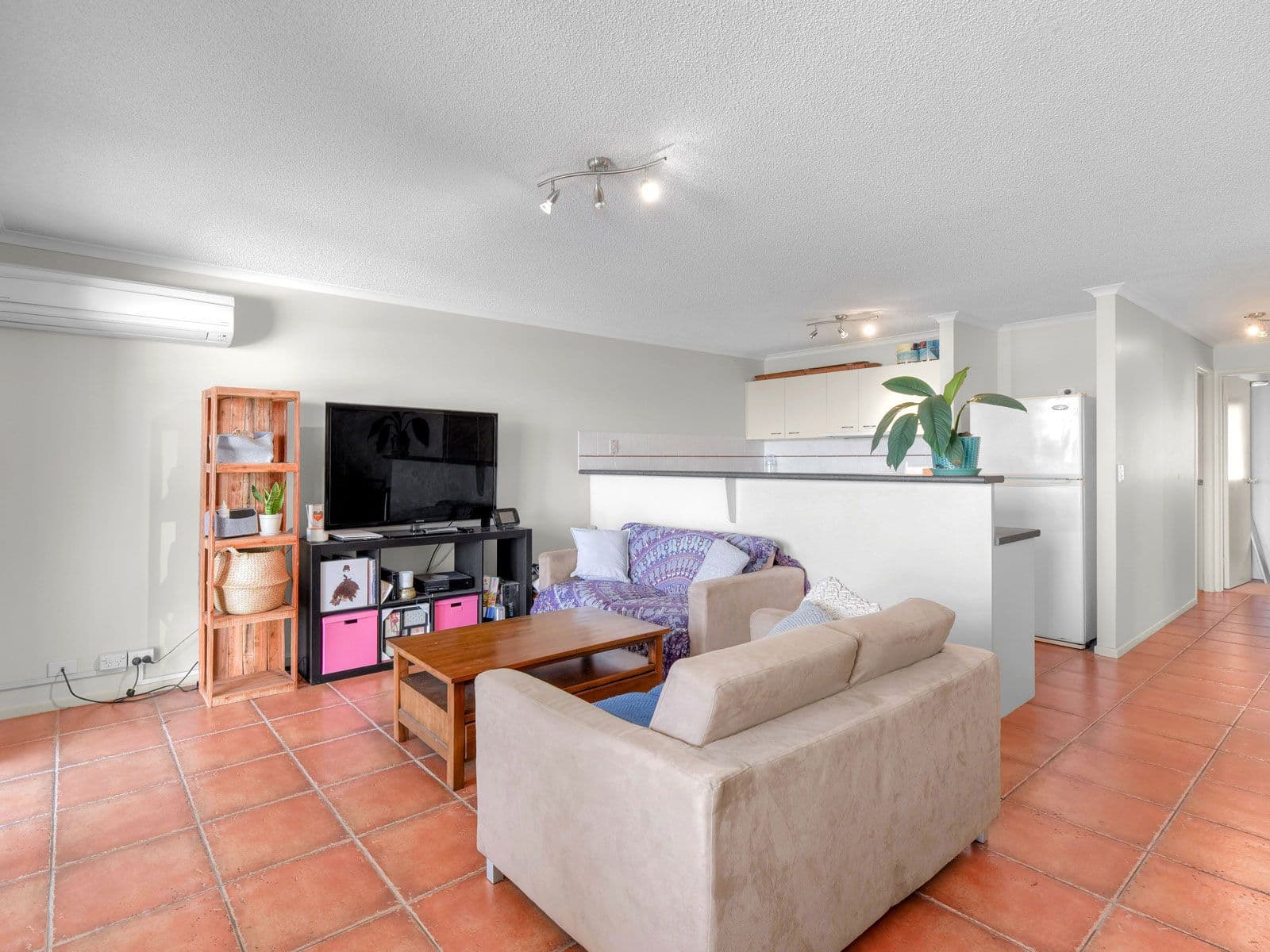 25-27 Whytecliffe Street, Albion QLD 4010, Albion - Thumbnail 3