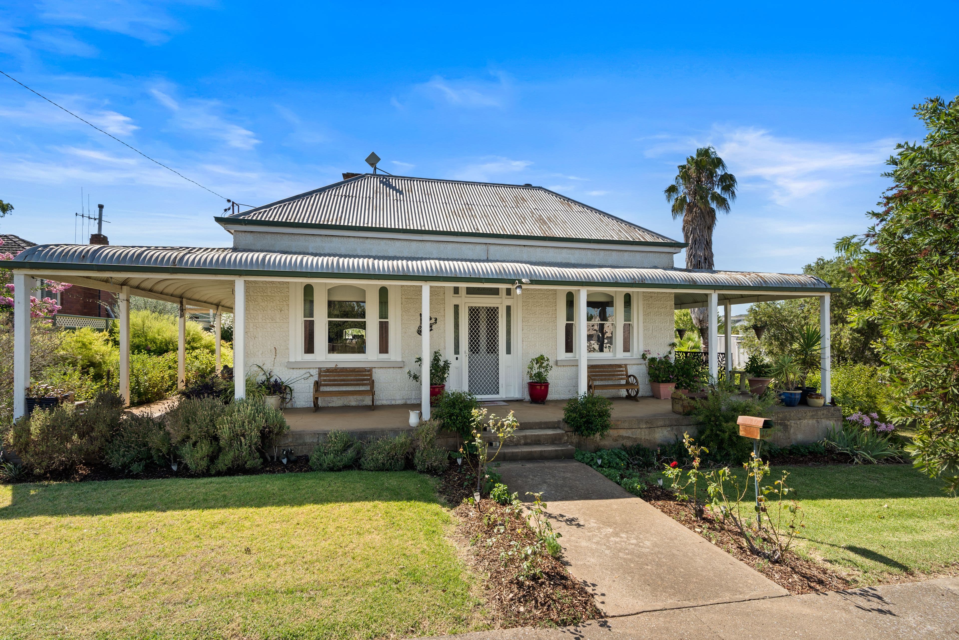 16 Derowie Street, Manildra NSW 2865, Manildra - Image 1