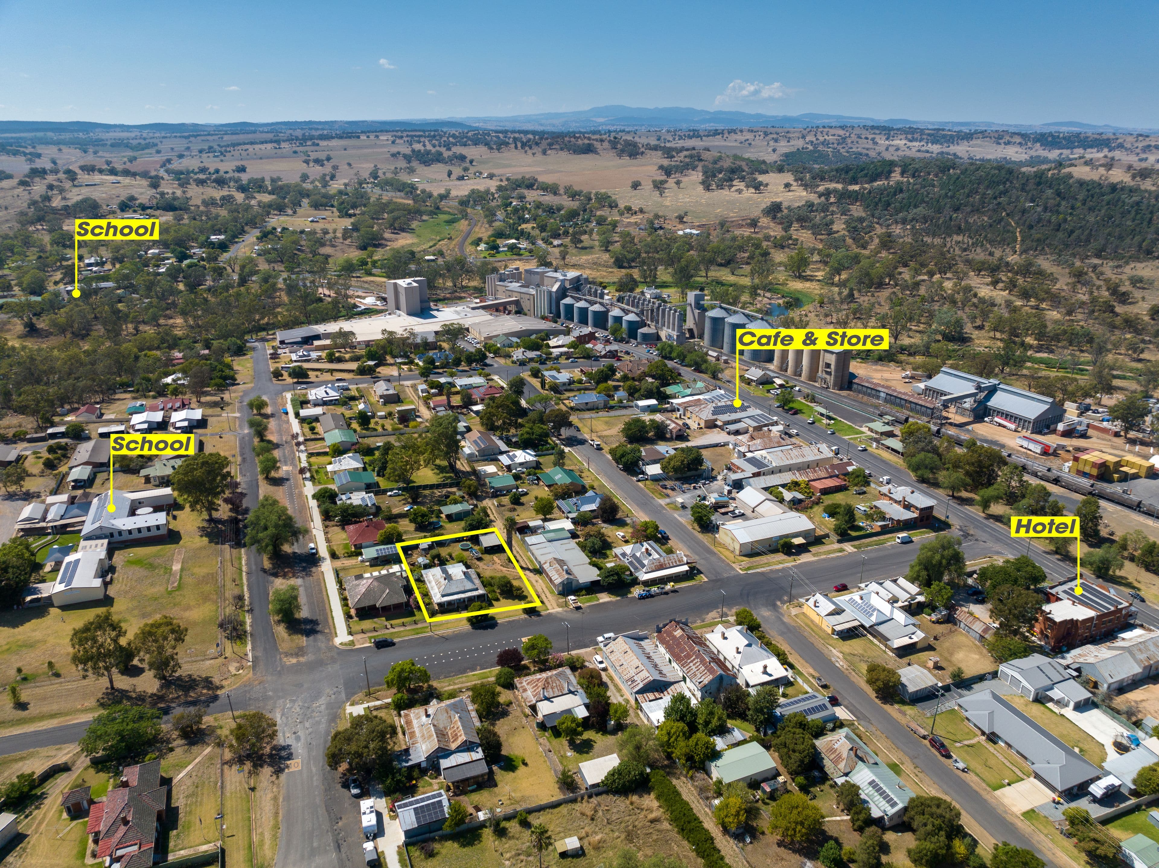 16 Derowie Street, Manildra NSW 2865, Manildra - Thumbnail 2
