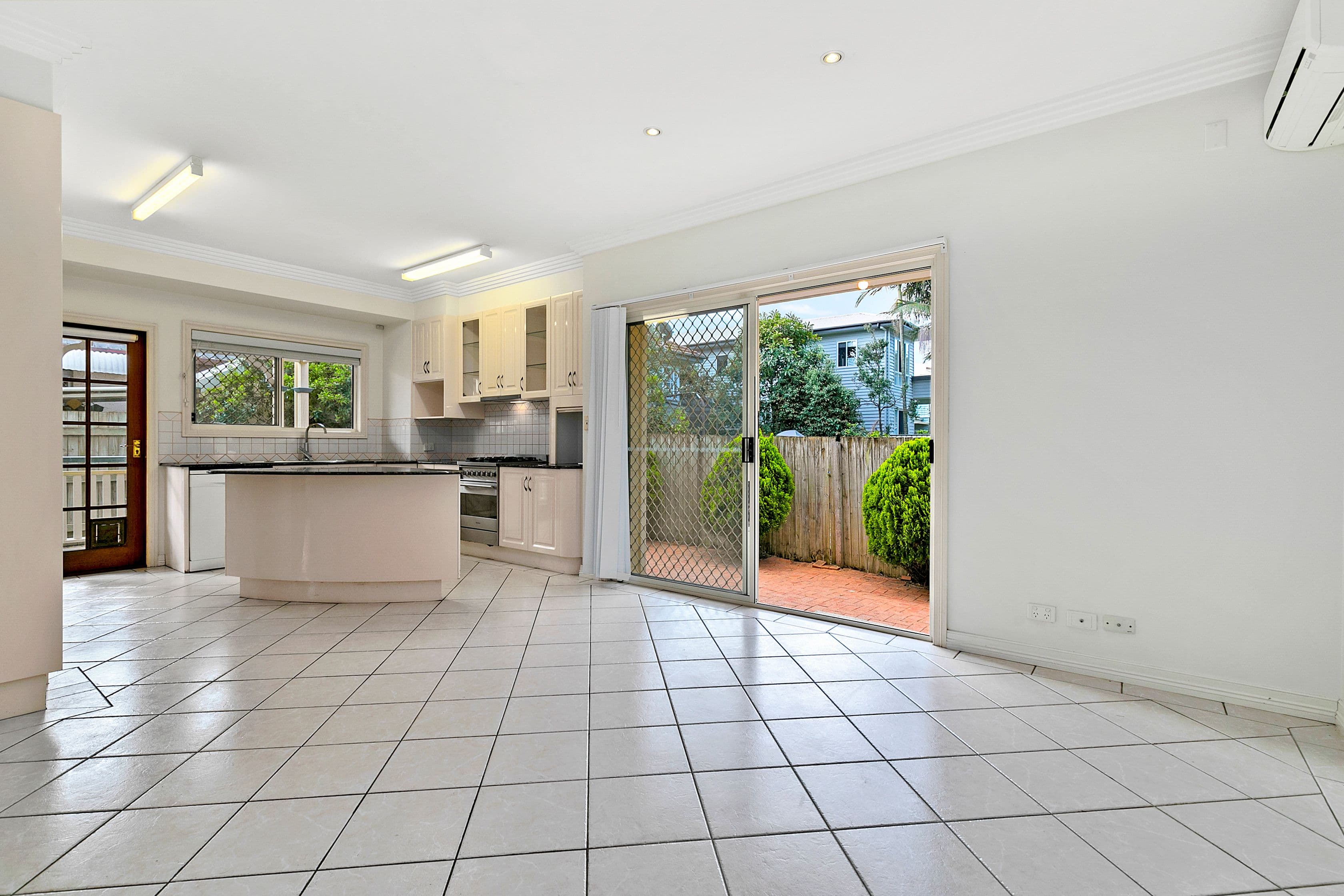 2 Austin Street, Seddon - Thumbnail 6