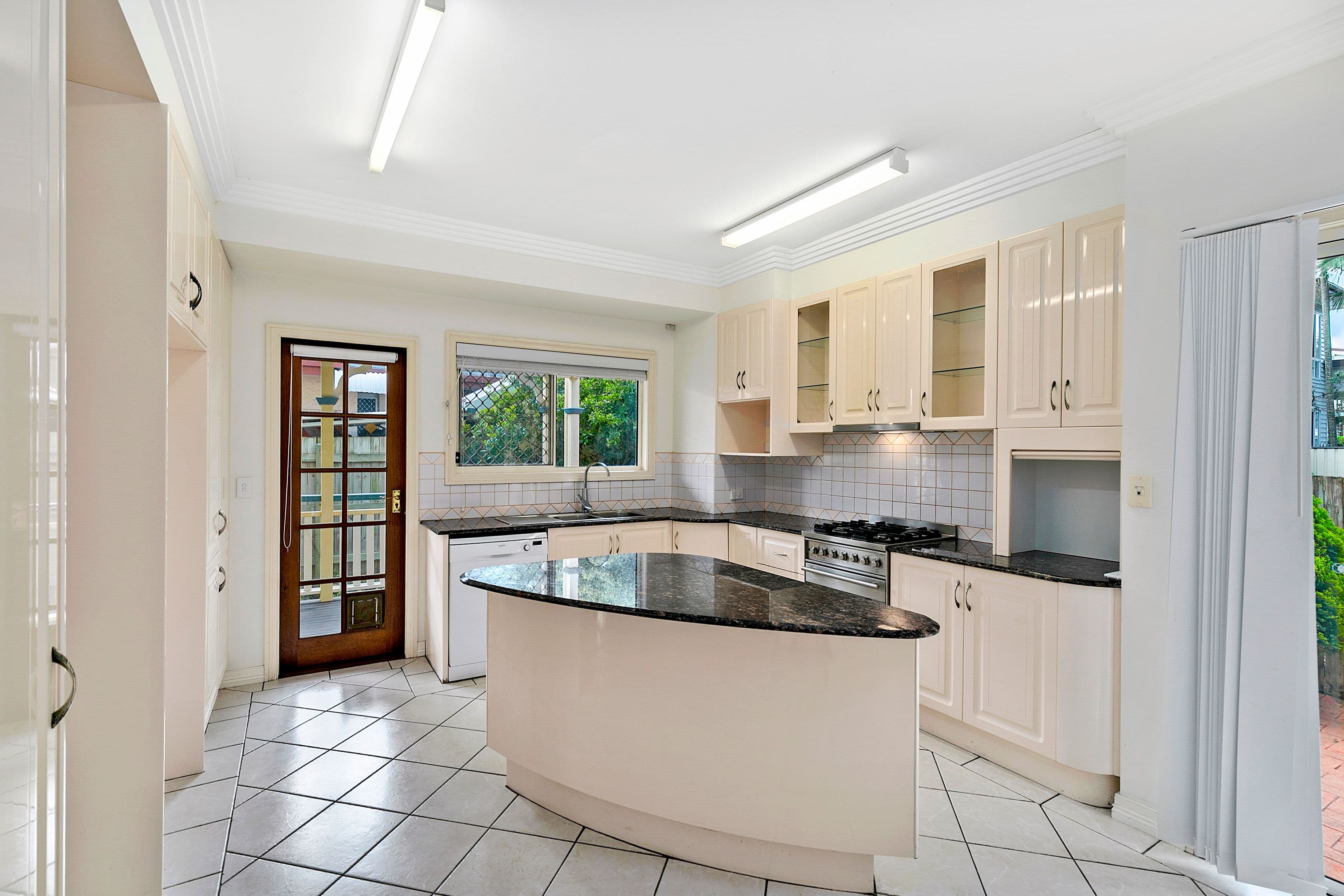 2 Austin Street, Seddon - Thumbnail 7