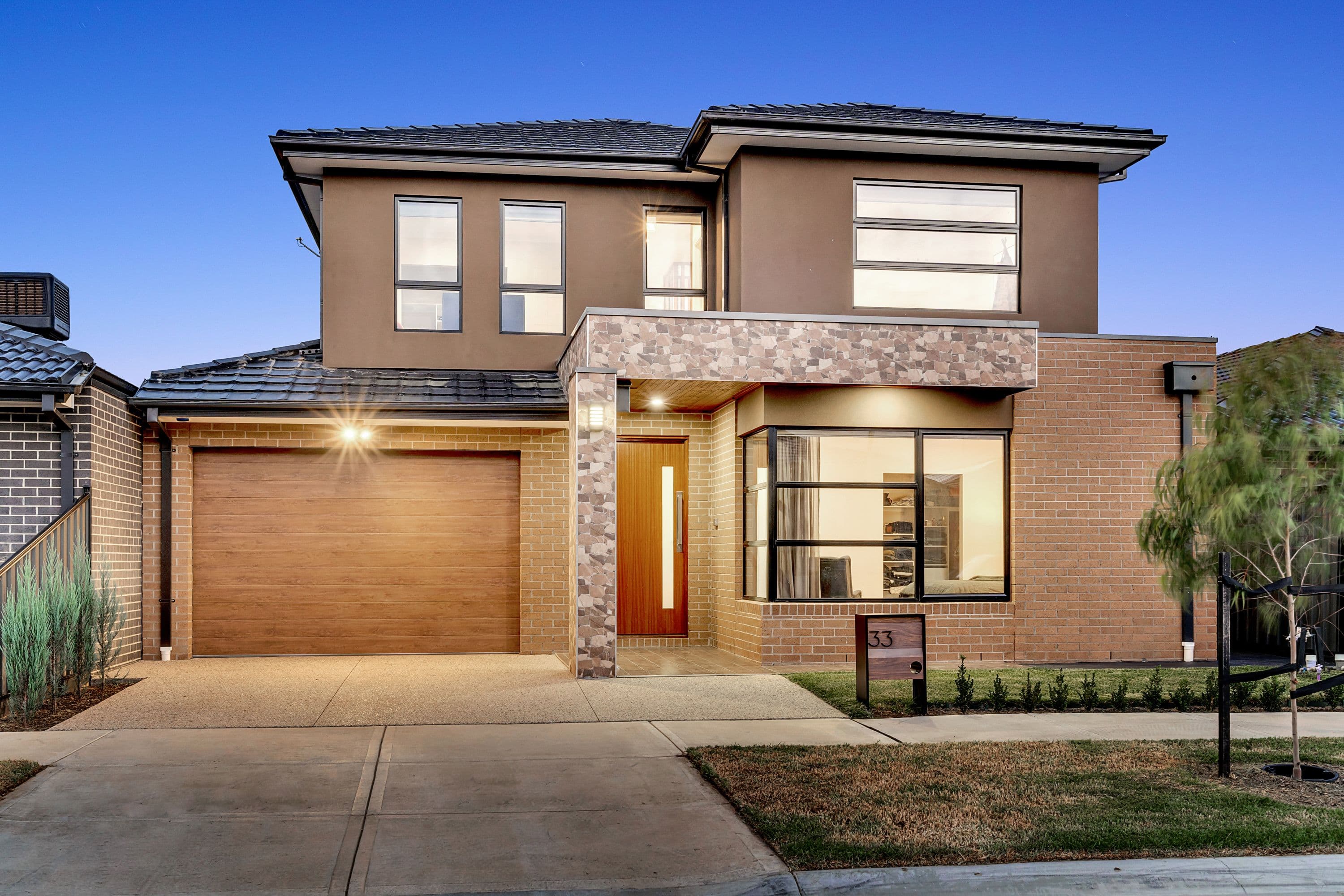33 Hollyhock Road, Craigieburn VIC 3064, Craigieburn - Image 1