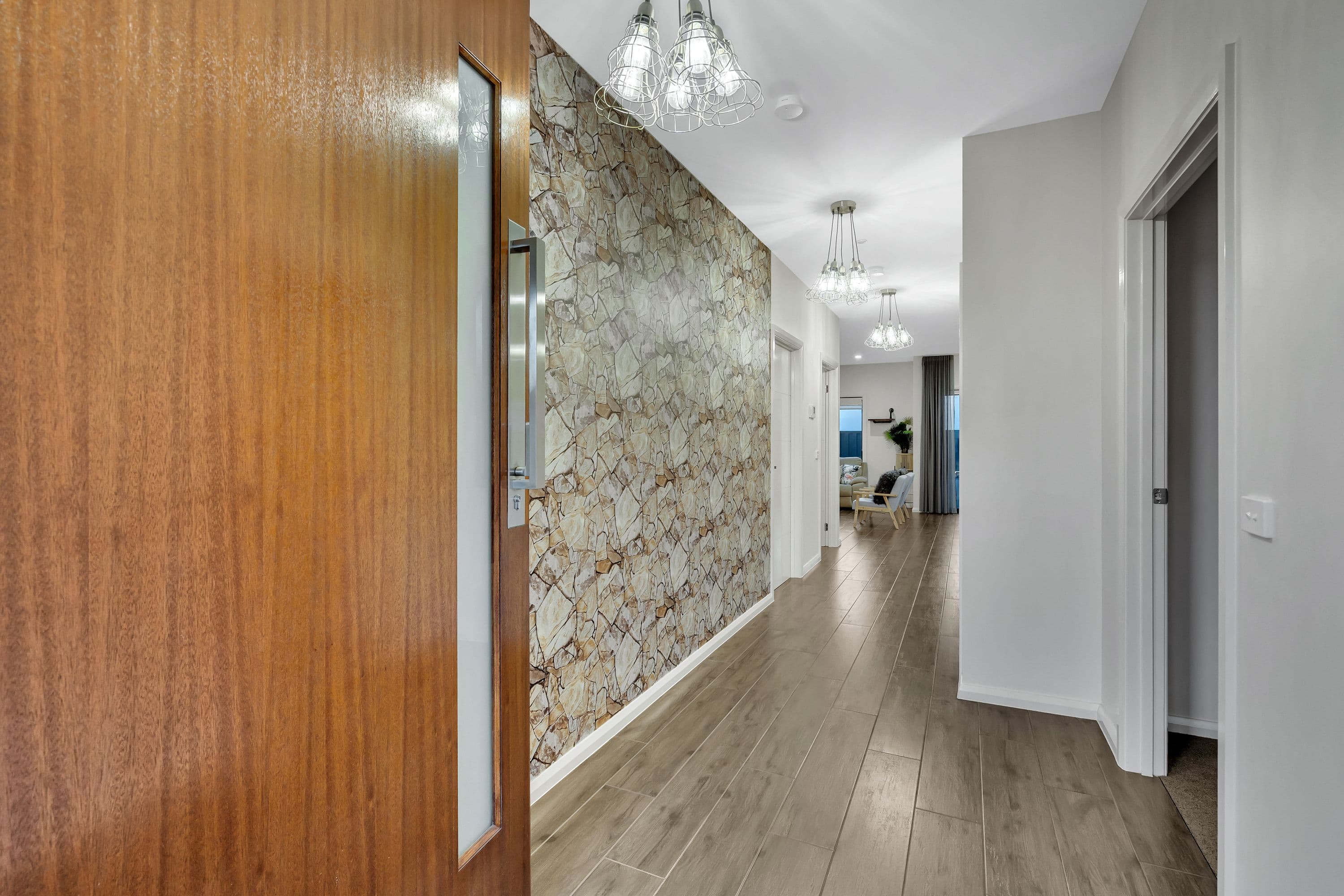 33 Hollyhock Road, Craigieburn VIC 3064, Craigieburn - Thumbnail 3
