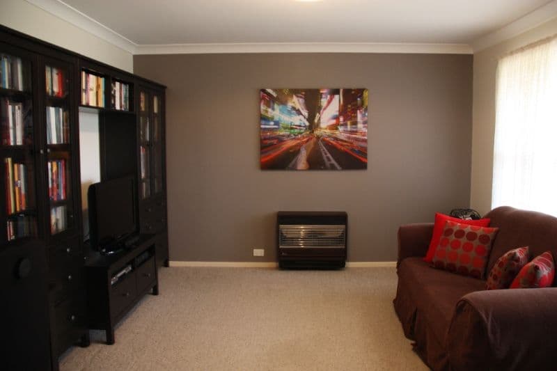 17 Woodcrest Close, MOUNT GAMBIER SA 5290, Mount Gambier - Thumbnail 2