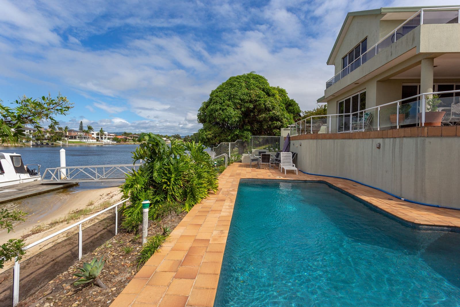 22 Delungra Street, Broadbeach Waters QLD 4218, Broadbeach Waters - Thumbnail 2