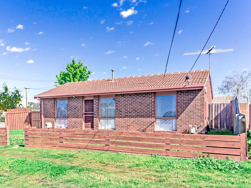 1 Samuel Court, Werribee VIC 3030, Werribee - Thumbnail 2