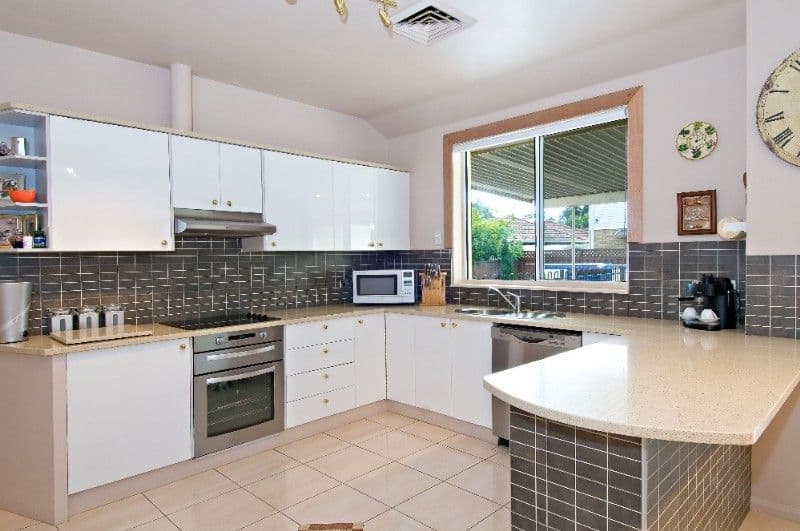 115 Belgrave Esplanade, SYLVANIA WATERS NSW 2224, Sylvania Waters - Thumbnail 4