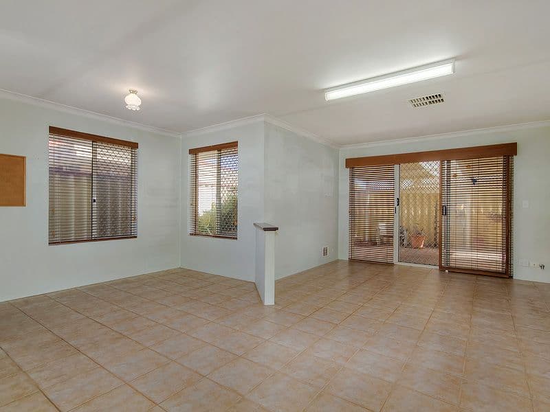 21 Ashford Avenue, ROCKINGHAM WA 6168, Rockingham - Thumbnail 3