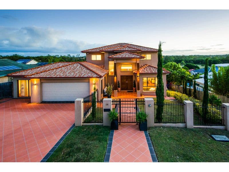 15 Oakmont Street, CARINDALE QLD 4152, Carindale - Image 1