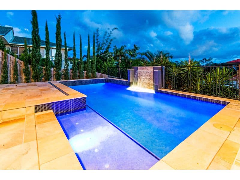 15 Oakmont Street, CARINDALE QLD 4152, Carindale - Thumbnail 2