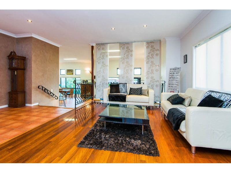 15 Oakmont Street, CARINDALE QLD 4152, Carindale - Thumbnail 6