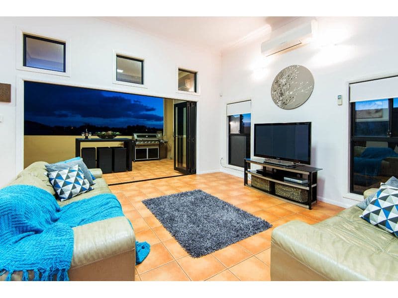 15 Oakmont Street, CARINDALE QLD 4152, Carindale - Thumbnail 8