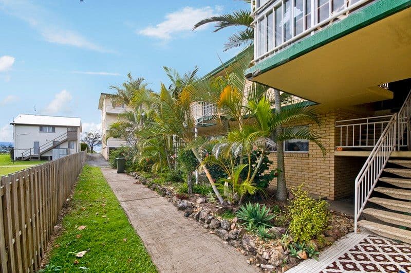 189 Golden Four Drive, BILINGA QLD 4225, Bilinga - Thumbnail 2