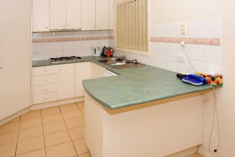 2 Snowgum Court, BUNDOORA VIC 3083, Bundoora - Thumbnail 4