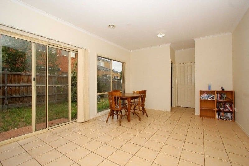 2 Snowgum Court, BUNDOORA VIC 3083, Bundoora - Thumbnail 8