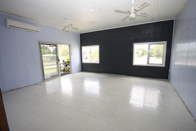 32 Stanley Street, THANGOOL QLD 4716, Thangool - Thumbnail 2