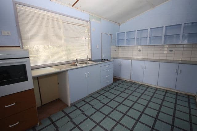 32 Stanley Street, THANGOOL QLD 4716, Thangool - Thumbnail 3