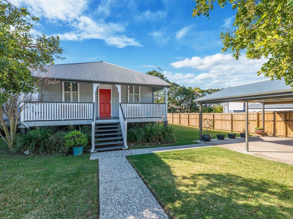 37 Strathmore Street, Kedron QLD 4031, Kedron - Thumbnail 2