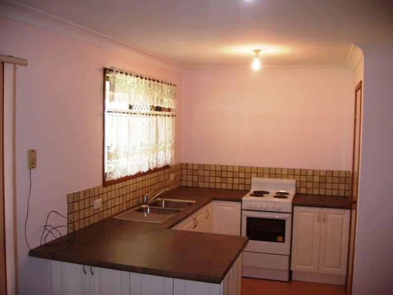 12 Zinnia Court, RUNCORN QLD 4113, Runcorn - Thumbnail 4