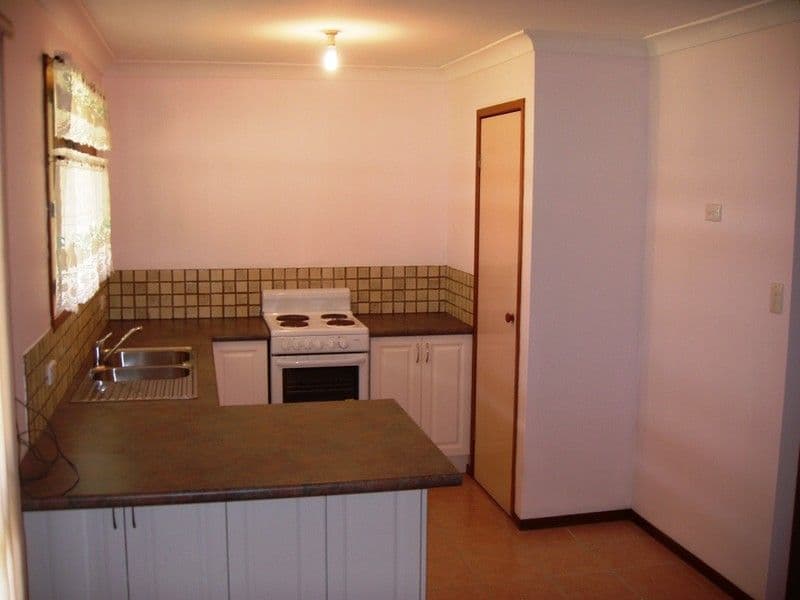 12 Zinnia Court, RUNCORN QLD 4113, Runcorn - Thumbnail 6